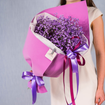 Небольшой букет из цветных гипсофил арт. 35974