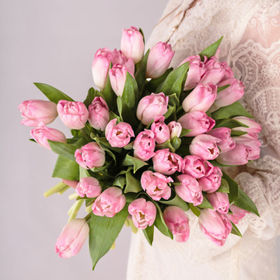 Букет из нежно-розовых тюльпанов арт. 59897