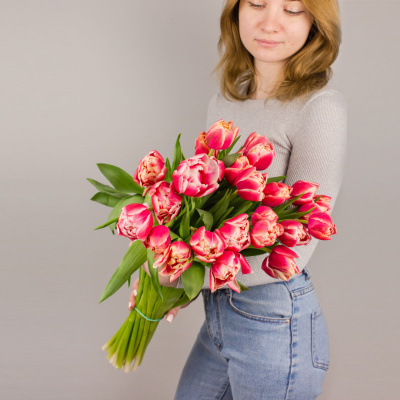 Букет из 15 пионовидных тюльпанов Колумбус арт. 46325