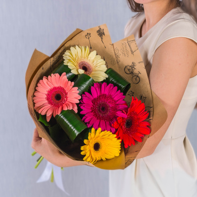 Букет из Гербер микс арт. 35811