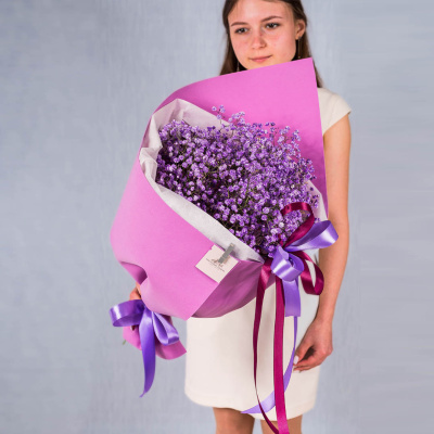 Небольшой букет из цветных гипсофил арт. 35974
