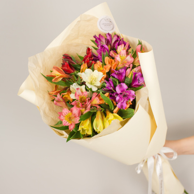Букет из разноцветных альстромерий арт. 50398