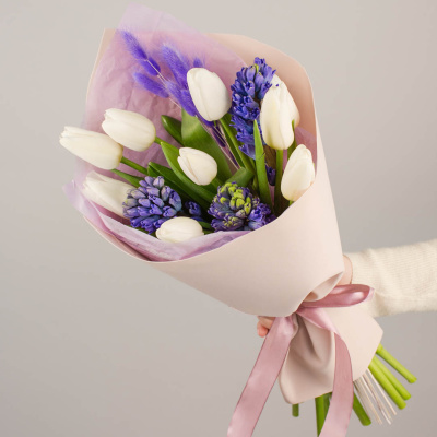 Букет из тюльпанов с гиацинтами (9+3) арт. 46932