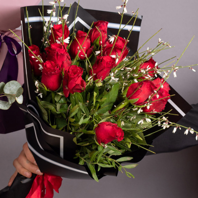 Букет из Кенийских красных роз 15 шт. арт. 28447-Кр