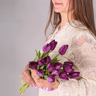 Тюльпаны фиолетовые 15 шт. (без упаковки) арт. 28774