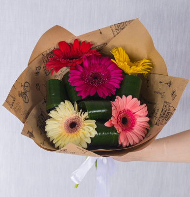 Букет из Гербер микс арт. 35811