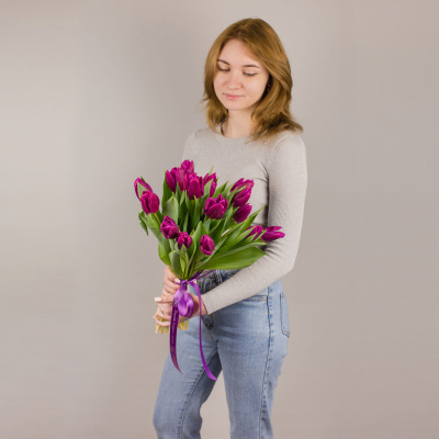 Тюльпаны фиолетовые 15 шт. (без упаковки) арт. 28774