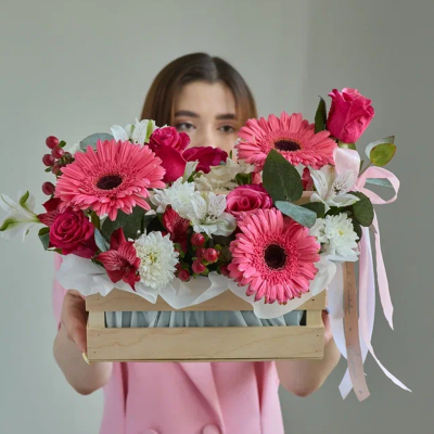 Ящик с герберами школьный арт. 84611